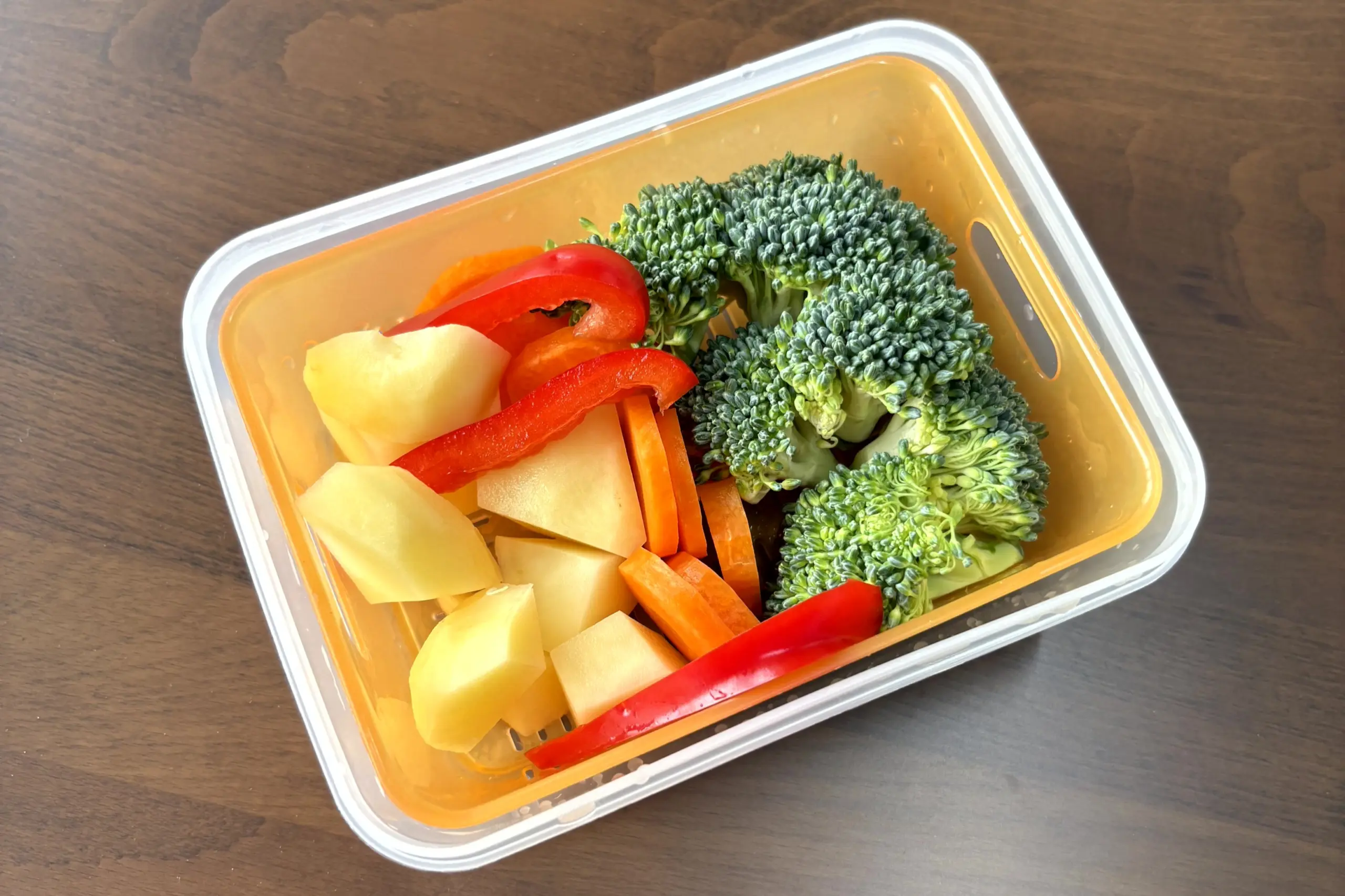 フタをしたままレンジで蒸し器